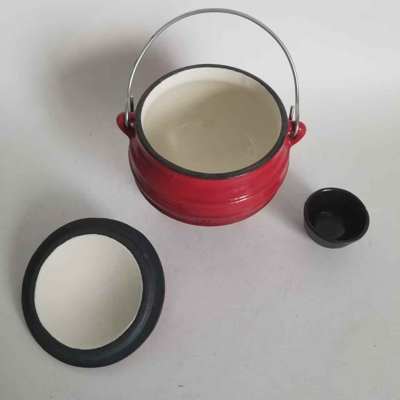 Gusseiserner Emaille-Topf mit  – Camp Dutch Oven Cast Bewertung und Preis